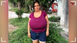 Goddess Vizloc: The Inspiring Plus Size Model Curvy - bigbootyworld.com