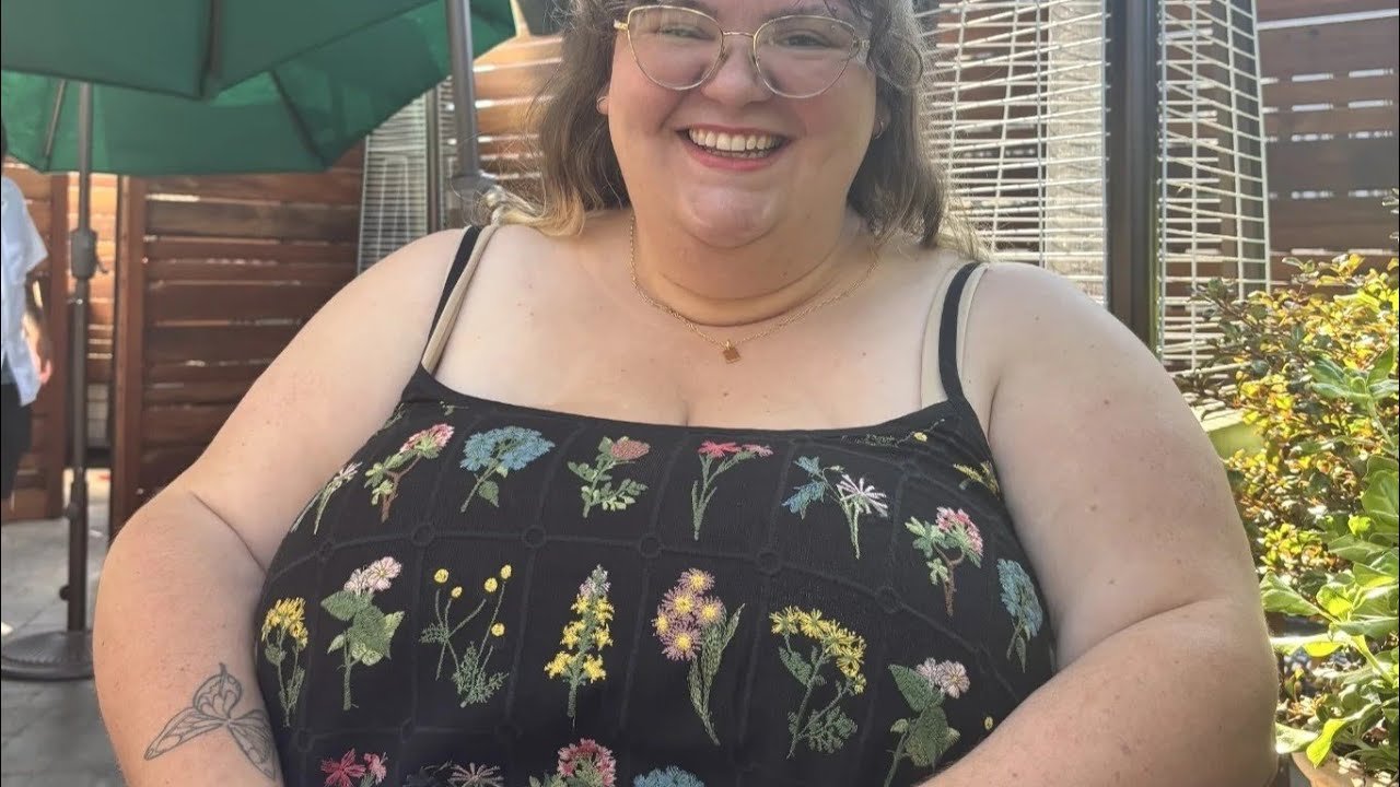 Emily’s Journey to Self-Acceptance: A BBW Story by Steve Gothic